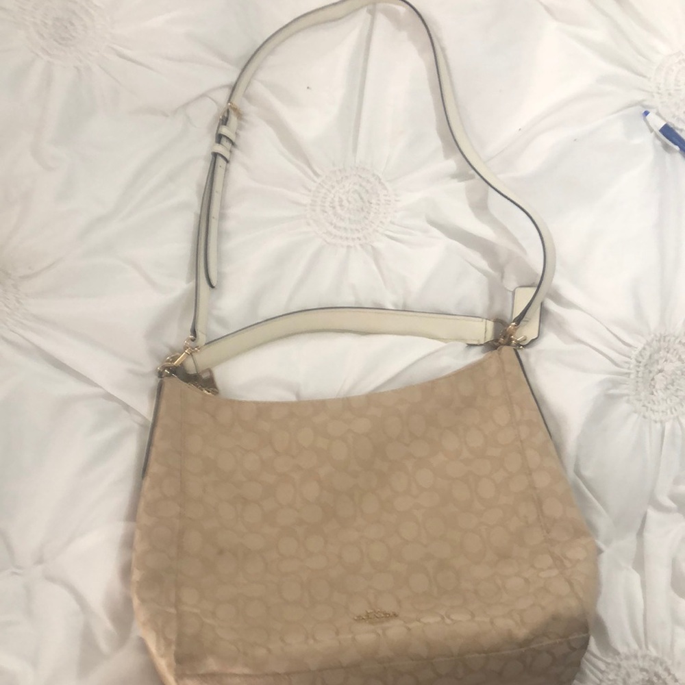 Coach shoulder bag Monogram off white and tan.